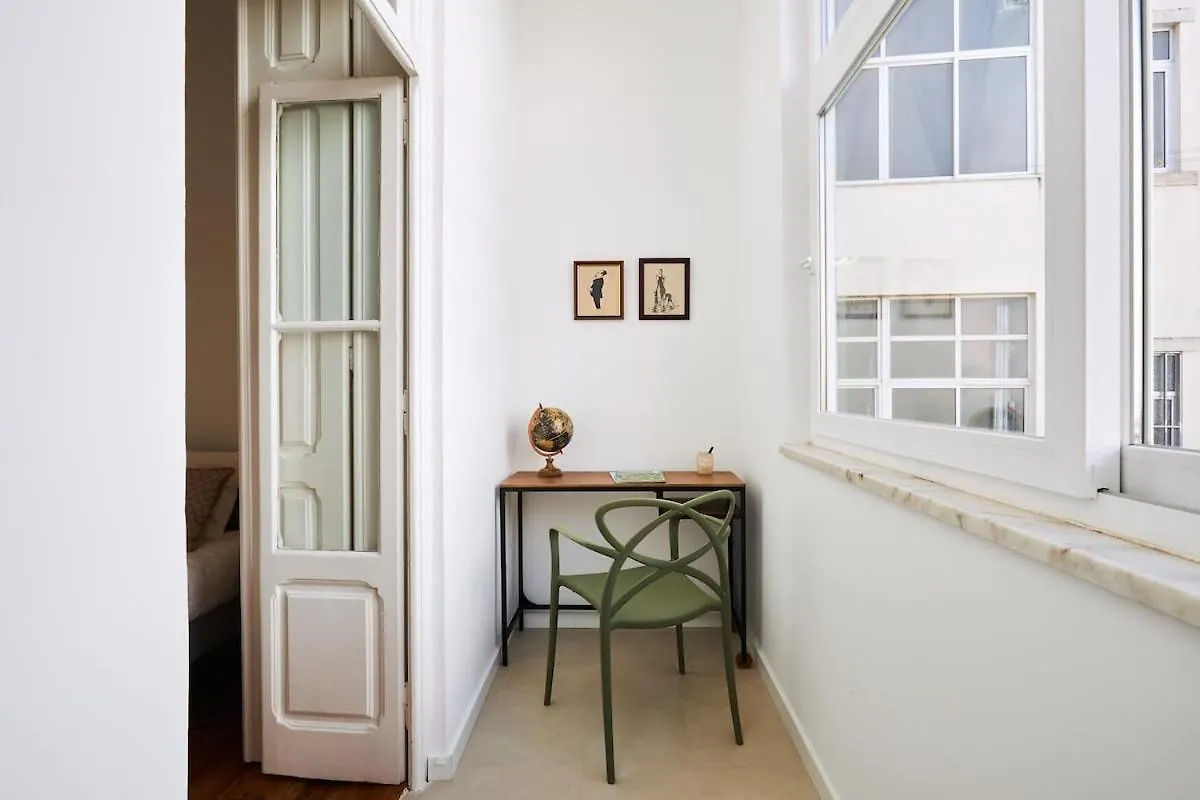Central & Spacious 3Bd In Lisbon