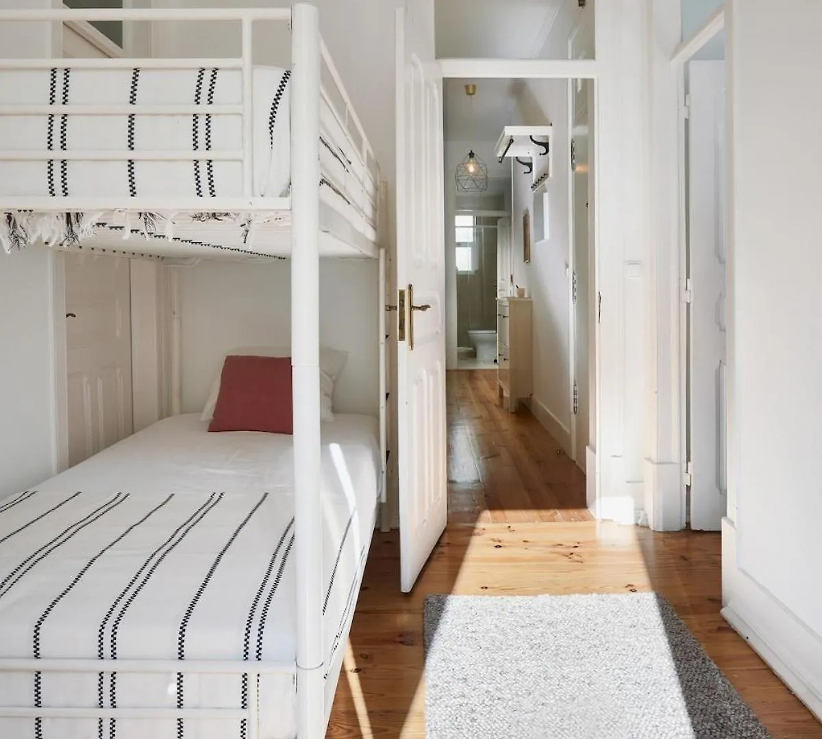 Apartment Central & Spacious 3Bd In Lisbon