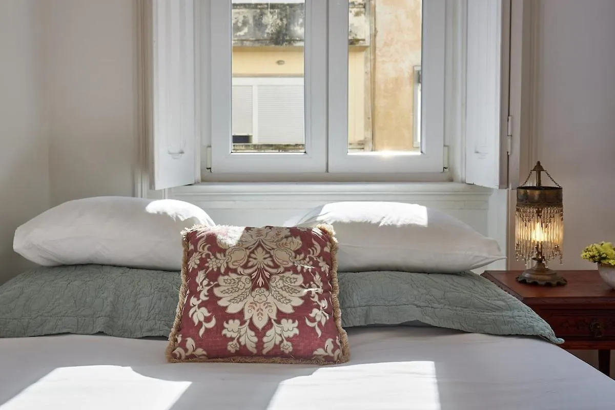Central & Spacious 3Bd In Lisbon 0*,  Portugal