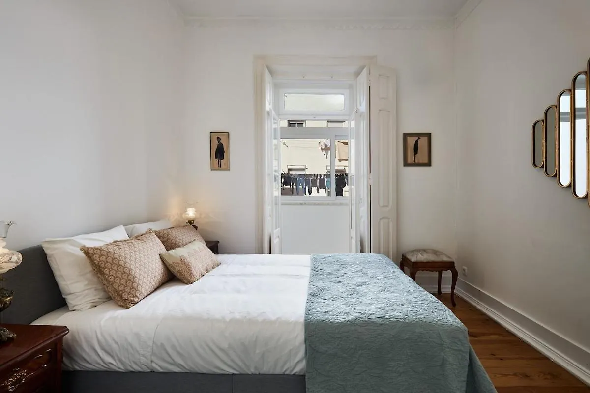 Central & Spacious 3Bd In Lisbon Apartment