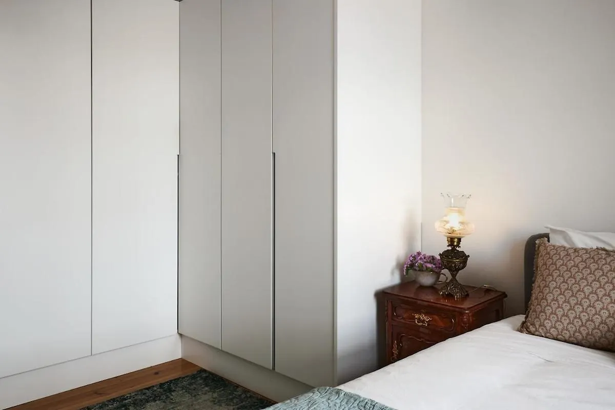 Central & Spacious 3Bd In Lisbon 0*,