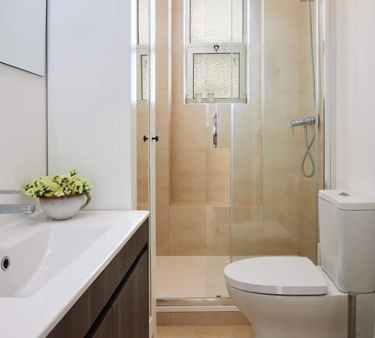 Central & Spacious 3Bd In Lisbon 0*,  Portugal